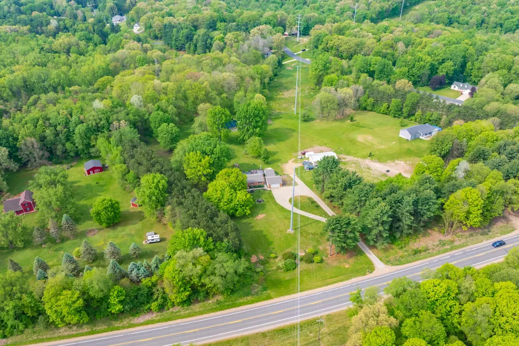 16660 M-89 Ross Township MI 49012