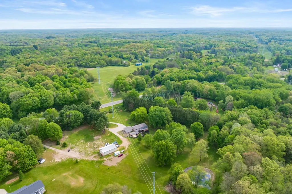16660 M-89 Ross Township MI 49012