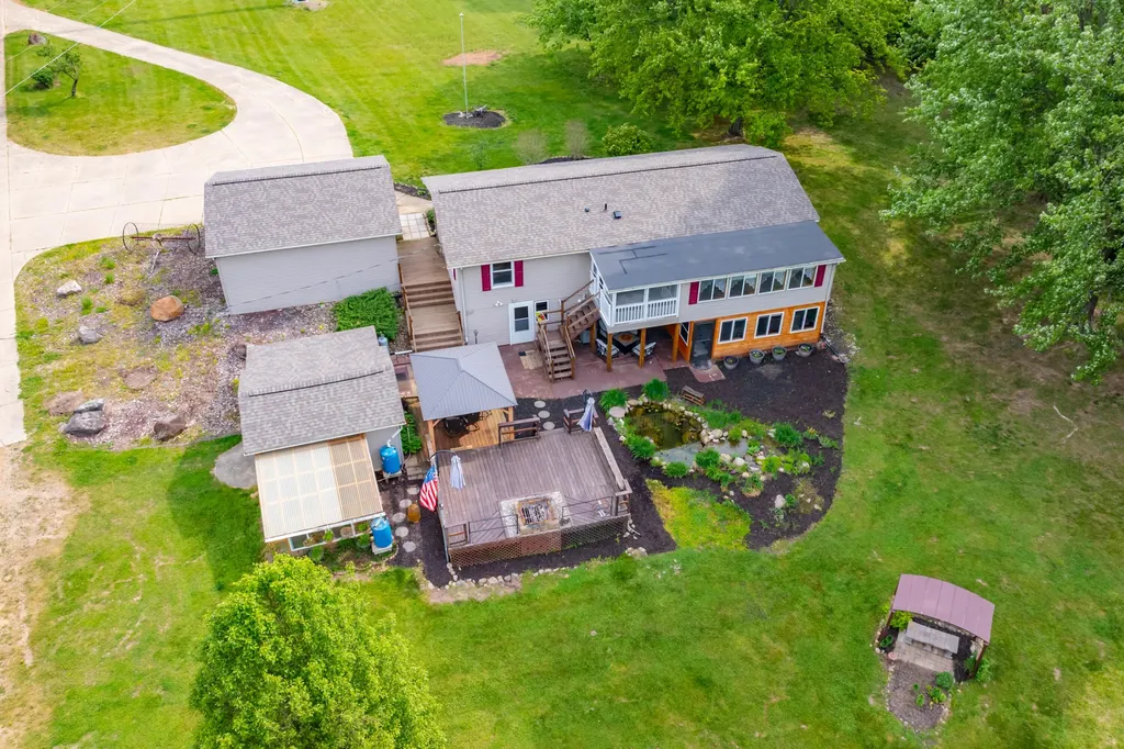 16660 M-89 Ross Township MI 49012