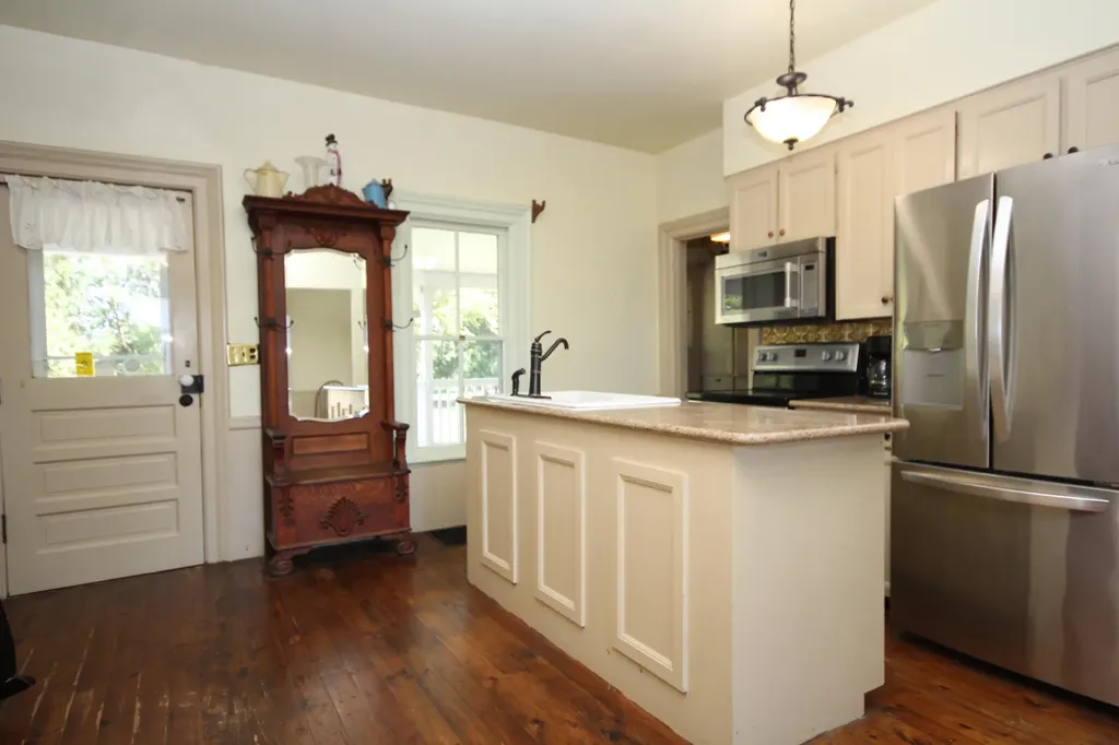 15168 S 37th Street Wakeshma Township MI 49097