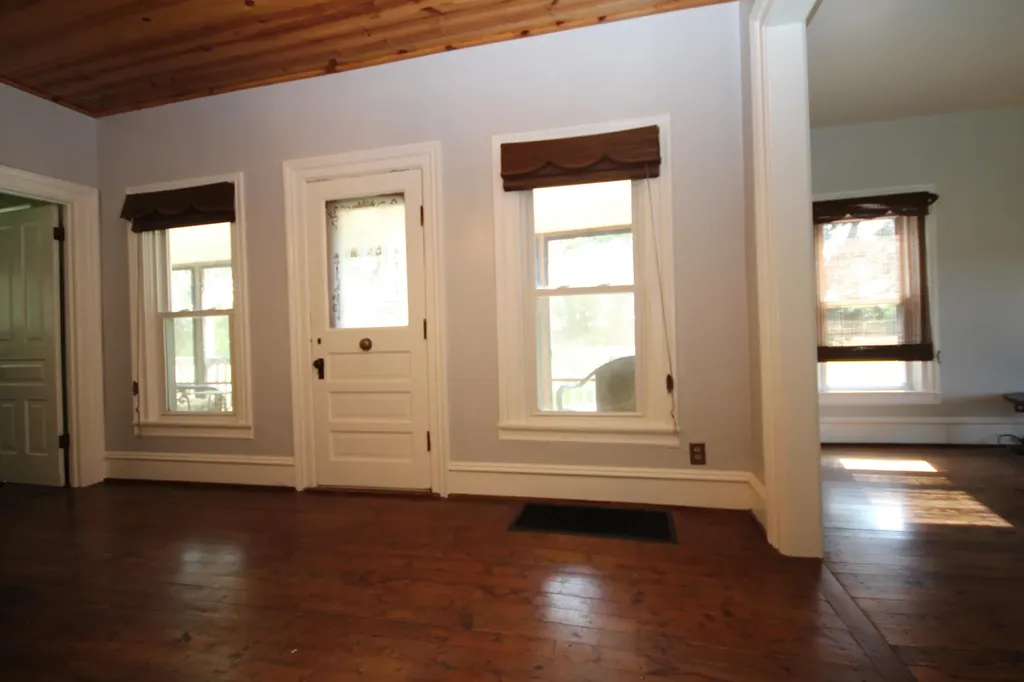 15168 S 37th Street Wakeshma Township MI 49097