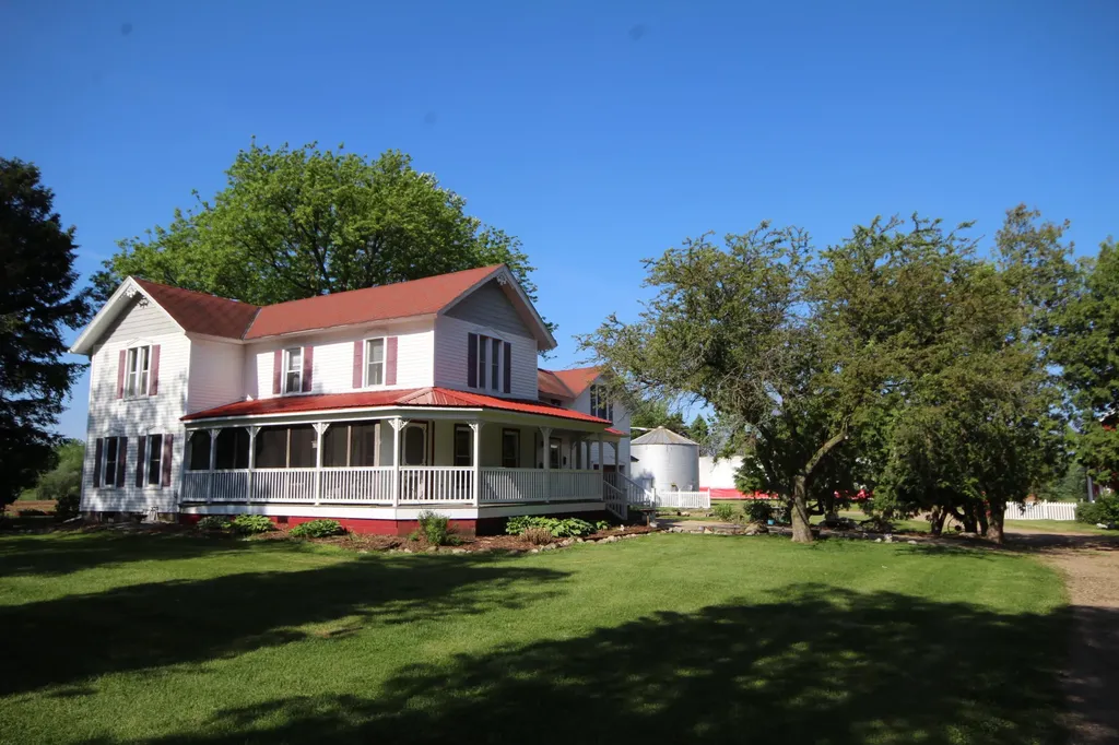 15168 S 37th Street Wakeshma Township MI 49097