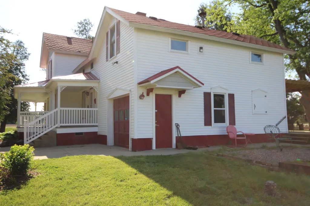 15168 S 37th Street Wakeshma Township MI 49097