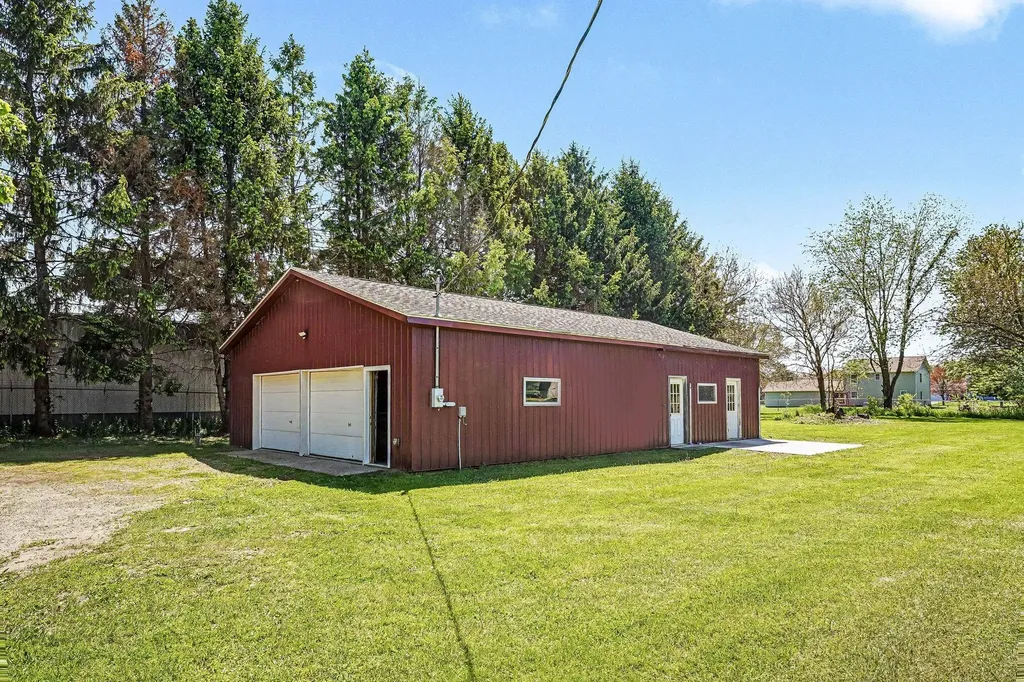 13434 M 40 Bloomingdale Township MI 49055