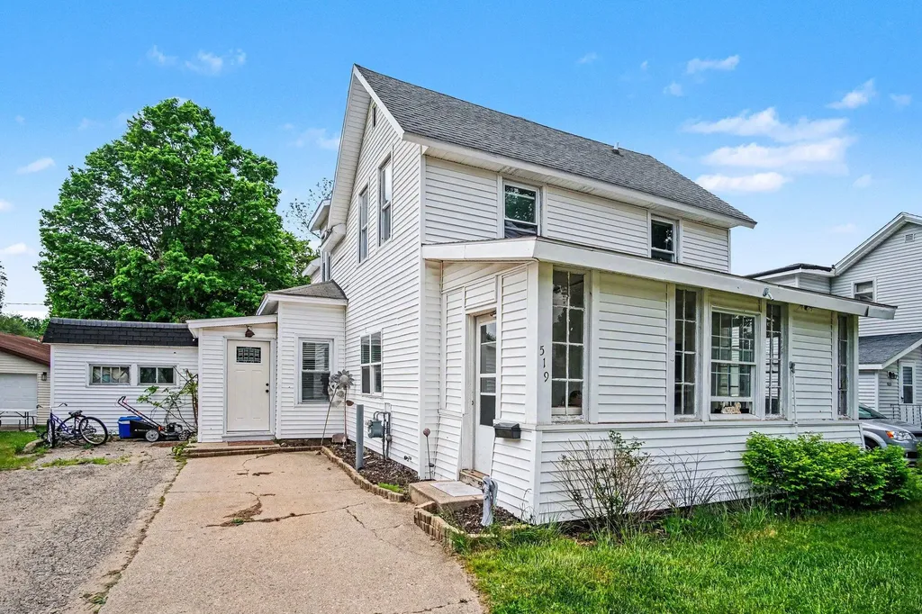 519 Rose Avenue Big Rapids City MI 49307