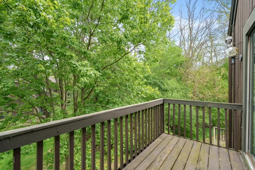 150 Carberry Hill Court Kalamazoo Charter Township MI 49006