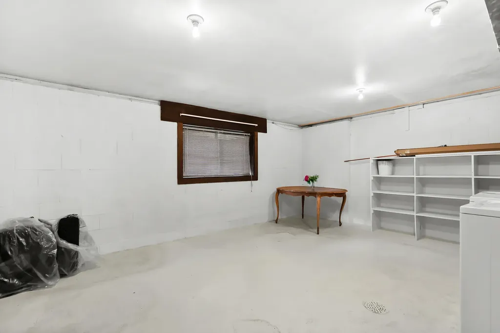 150 Carberry Hill Court Kalamazoo Charter Township MI 49006