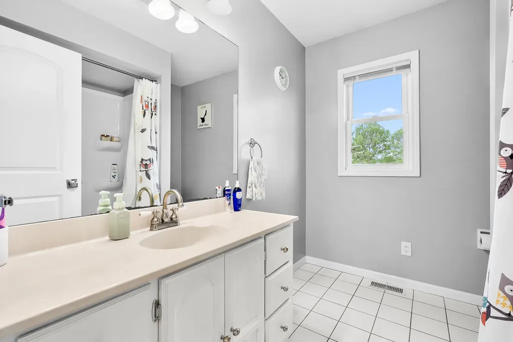 4905 N 28th Street Comstock Charter Township MI 49048