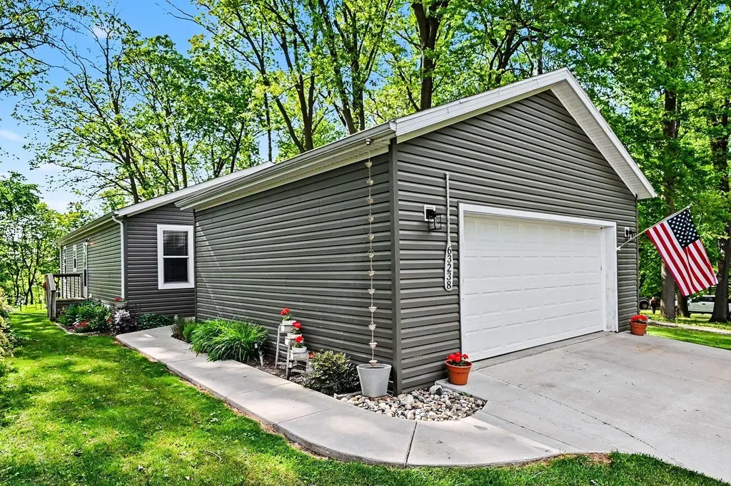 63238 Kinsey Street Porter Township MI 49095
