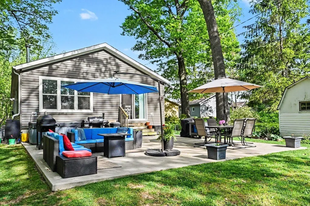 63238 Kinsey Street Porter Township MI 49095