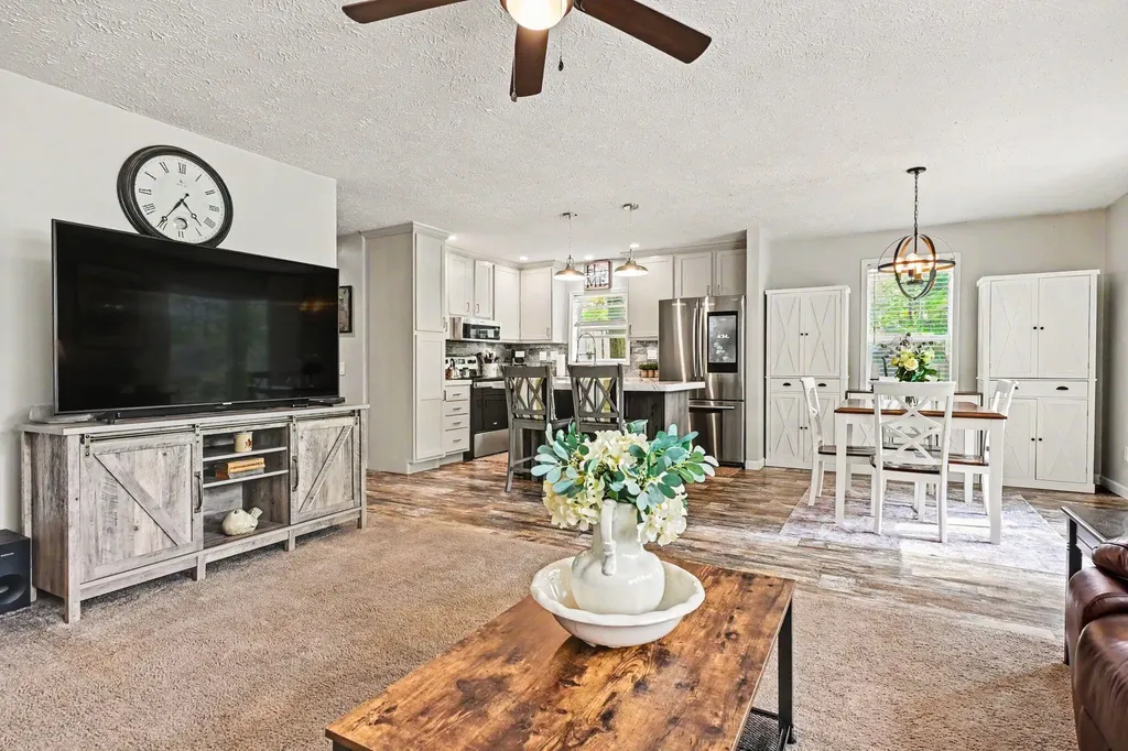 63238 Kinsey Street Porter Township MI 49095