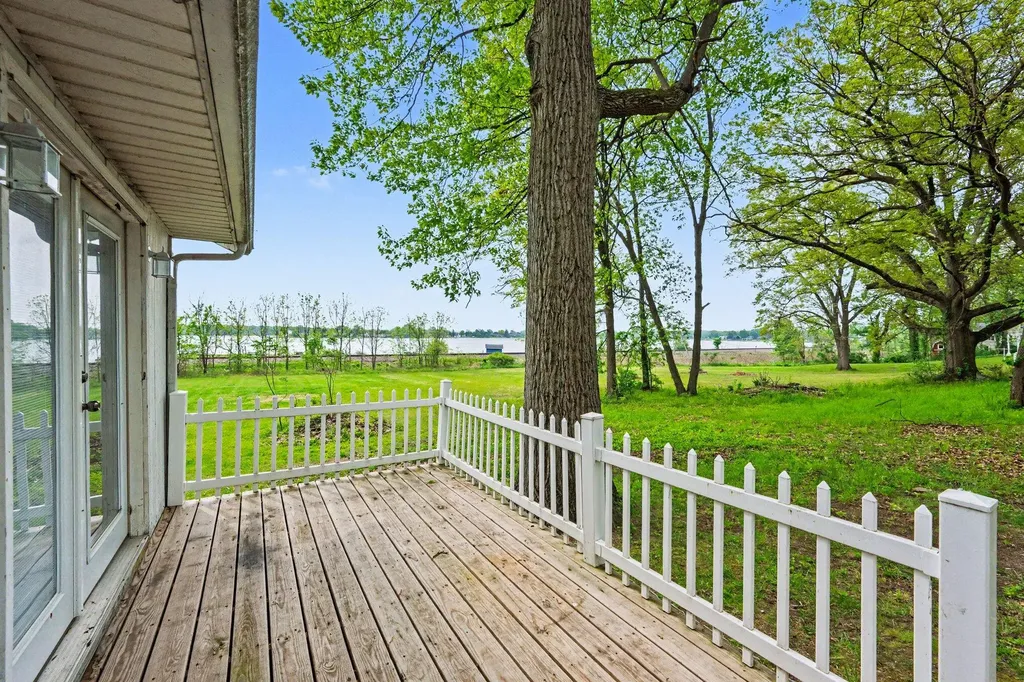 6550 E T U Avenue Brady Township MI 49097