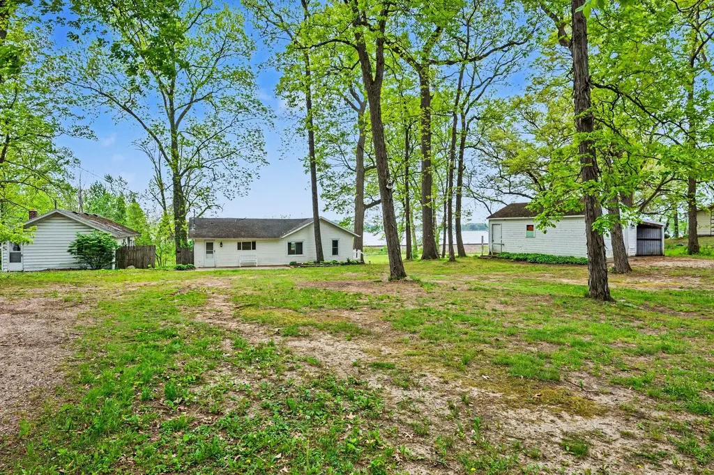 6550 E T U Avenue Brady Township MI 49097