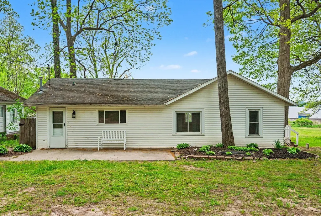 6550 E T U Avenue Brady Township MI 49097