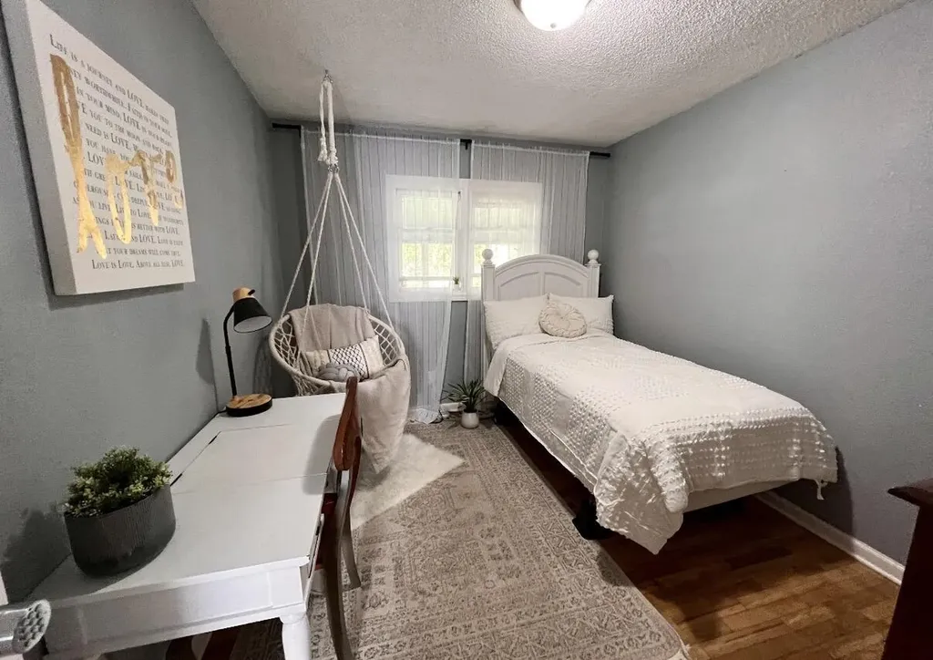 1420 Trimble Avenue Kalamazoo Charter Township MI 49048