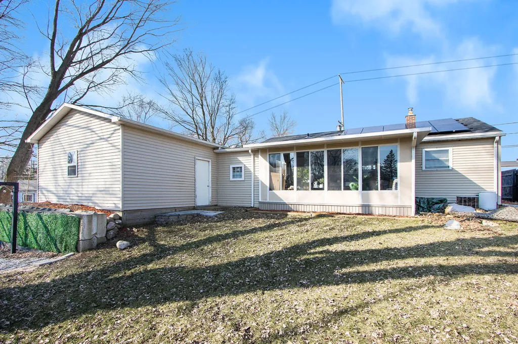 1420 Trimble Avenue Kalamazoo Charter Township MI 49048