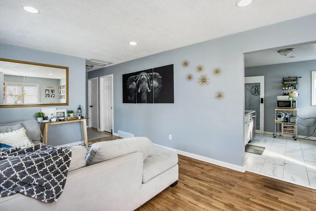 1420 Trimble Avenue Kalamazoo Charter Township MI 49048