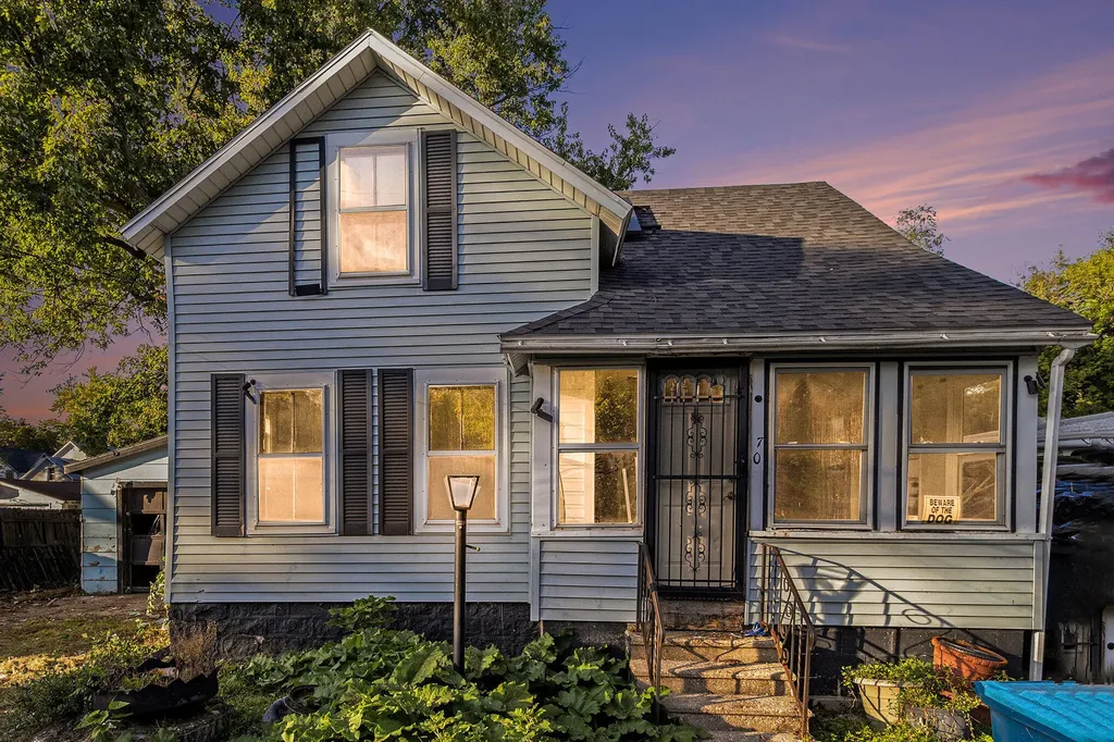 708 Mabel Street Kalamazoo City MI 49007