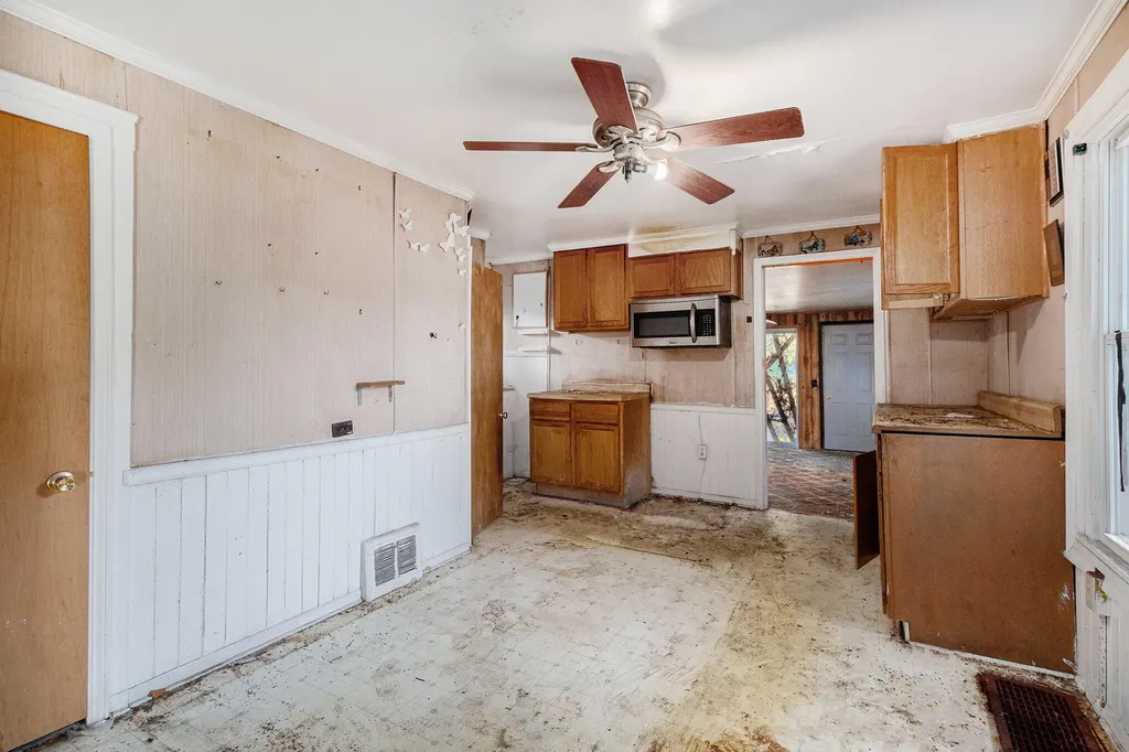 708 Mabel Street Kalamazoo City MI 49007