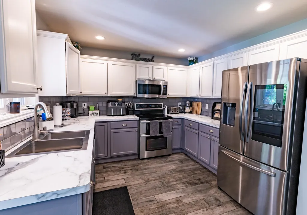25283 Silver Oaks Boulevard Antwerp Township MI 49071