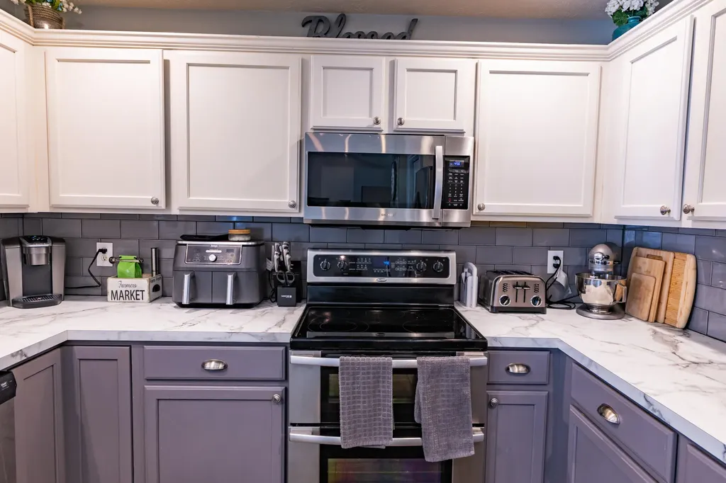 25283 Silver Oaks Boulevard Antwerp Township MI 49071