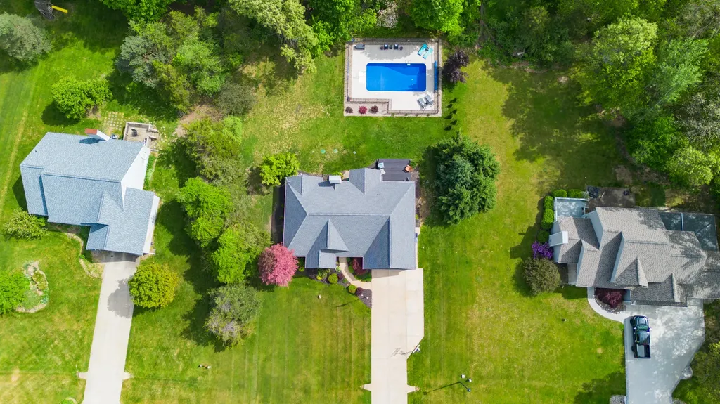25283 Silver Oaks Boulevard Antwerp Township MI 49071