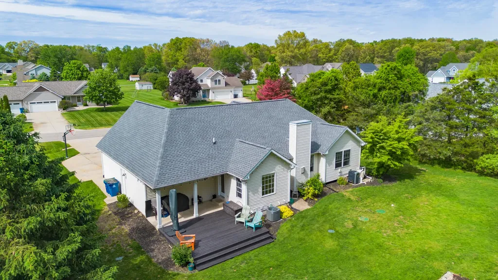 25283 Silver Oaks Boulevard Antwerp Township MI 49071