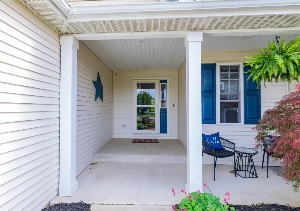 25283 Silver Oaks Boulevard Antwerp Township MI 49071