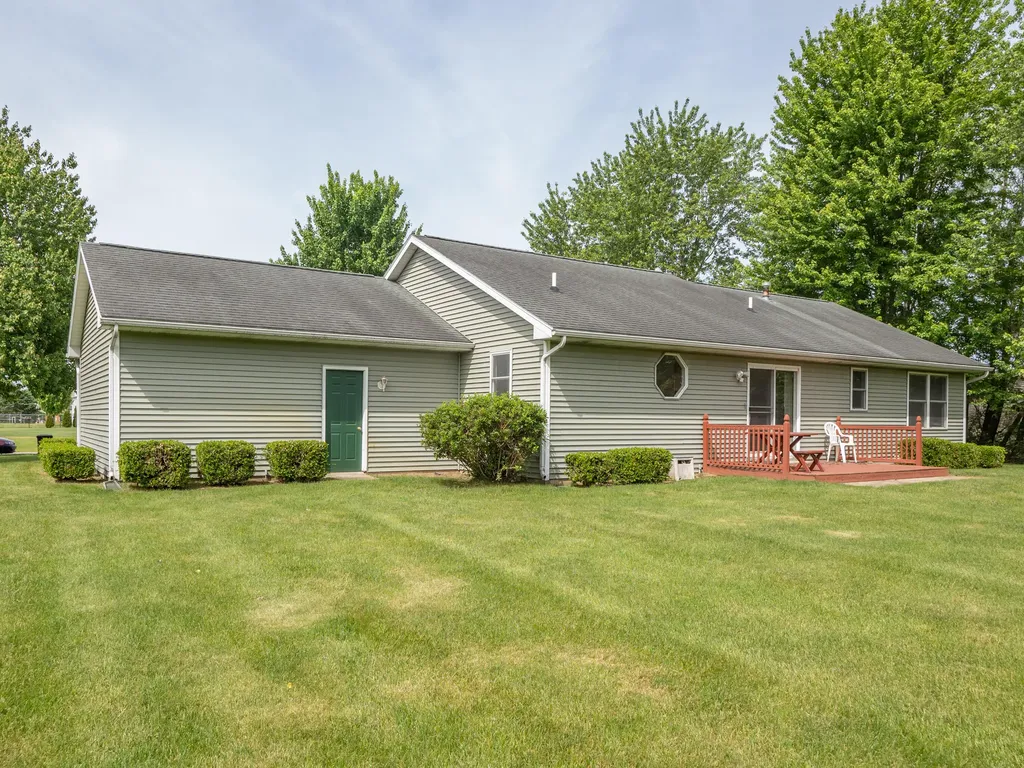 54163 Ridgeview Circle Antwerp Township MI 49079