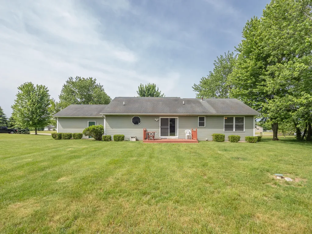 54163 Ridgeview Circle Antwerp Township MI 49079