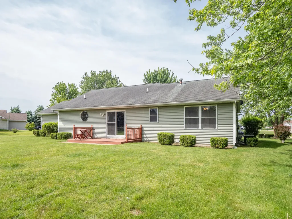 54163 Ridgeview Circle Antwerp Township MI 49079