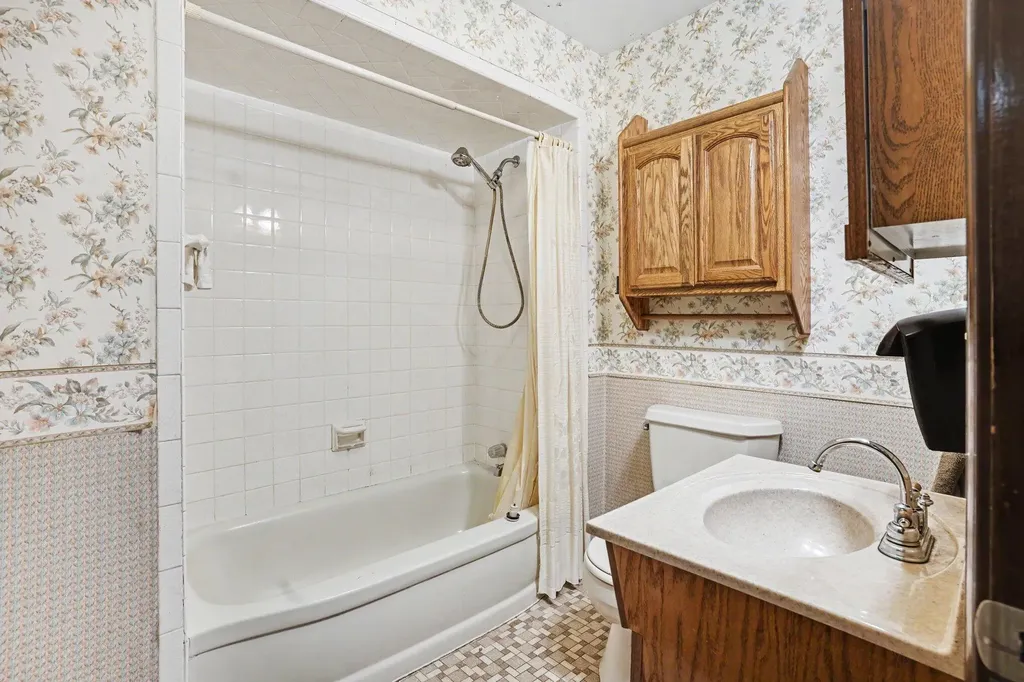 1129 N 24th Street Otsego Township MI 49010