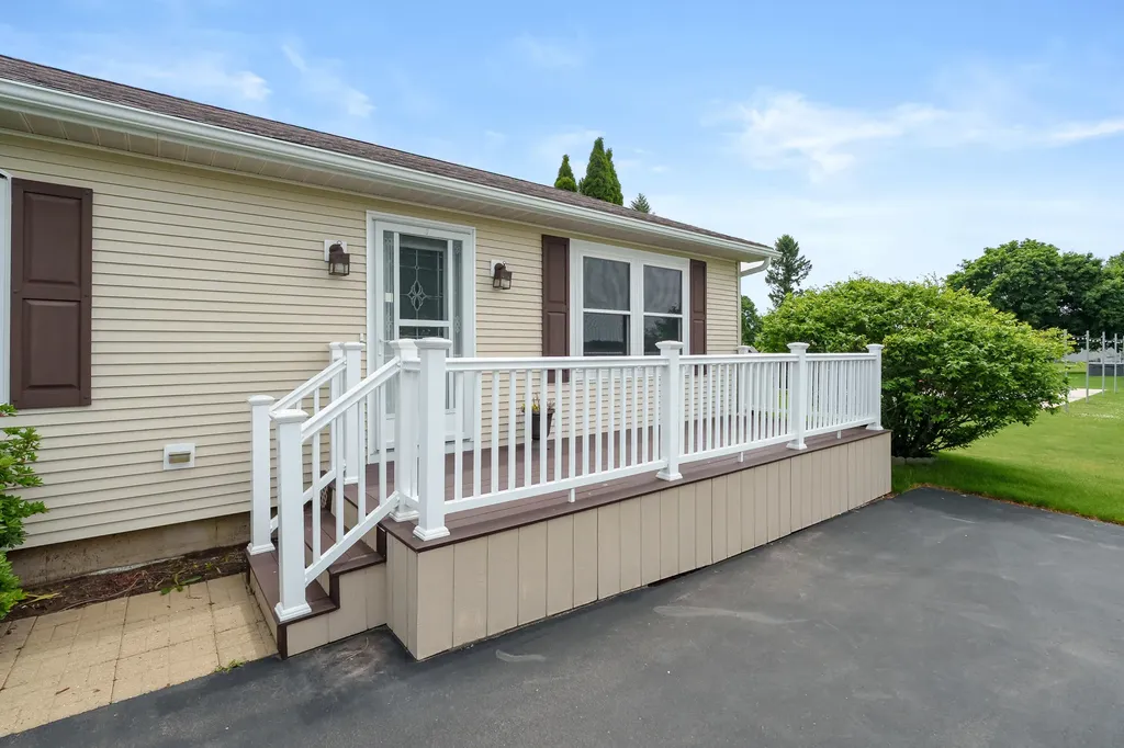 52495 Pulver Road Flowerfield Township MI 49093