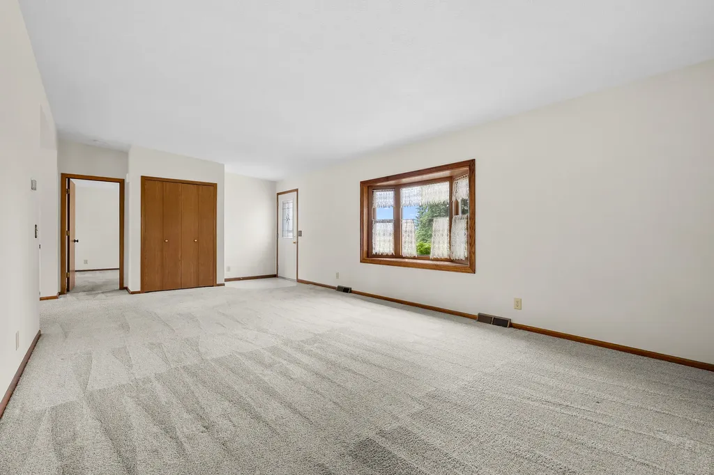 52495 Pulver Road Flowerfield Township MI 49093