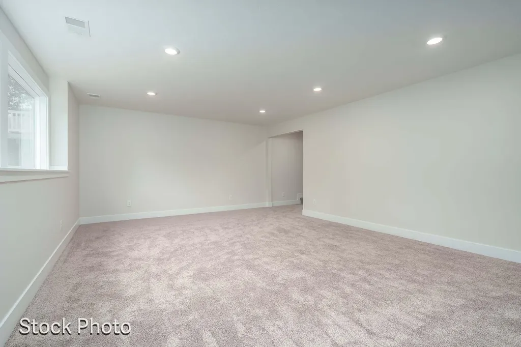 1593 N Village Circle Oshtemo Charter Township MI 49009