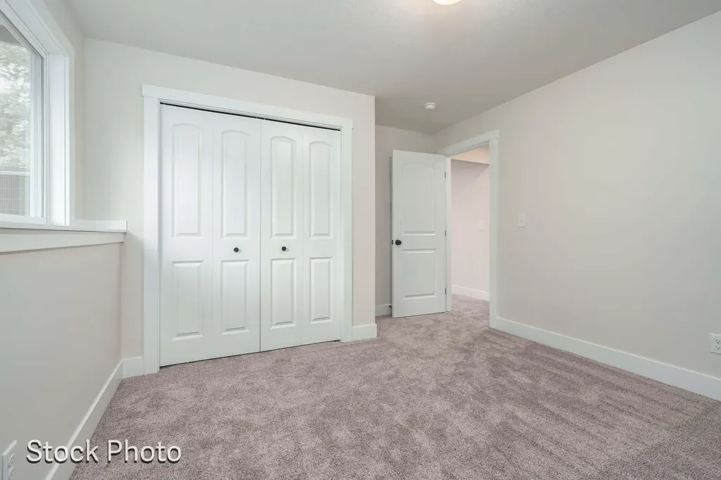 1593 N Village Circle Oshtemo Charter Township MI 49009
