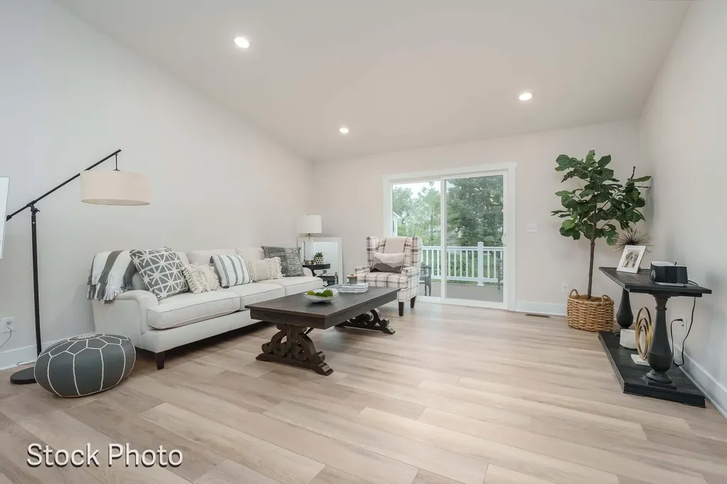 1593 N Village Circle Oshtemo Charter Township MI 49009
