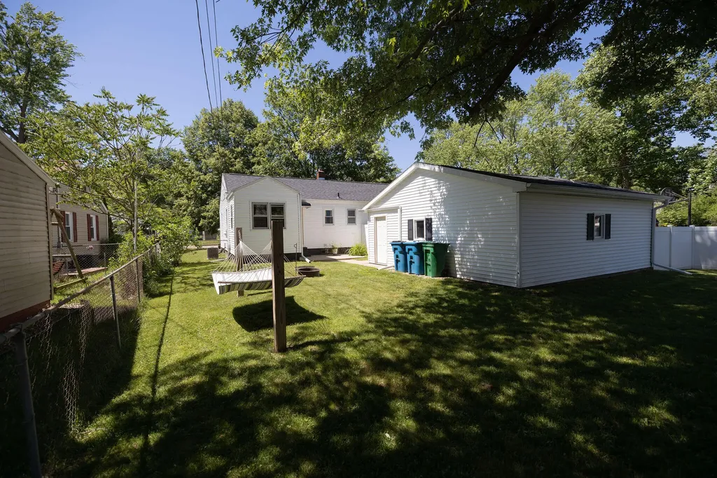 170 Floral Drive Battle Creek City MI 49015