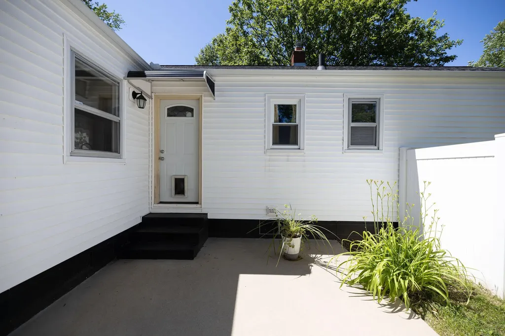 170 Floral Drive Battle Creek City MI 49015