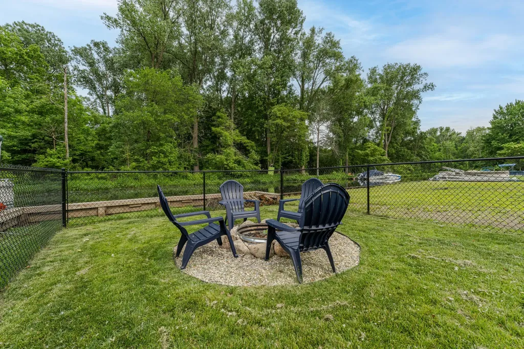 1464 Canal Street Schoolcraft Township MI 49002