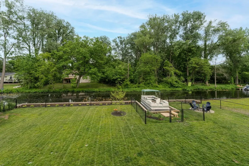 1464 Canal Street Schoolcraft Township MI 49002