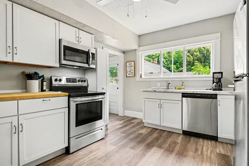 332 High View Street Watervliet City MI 49098