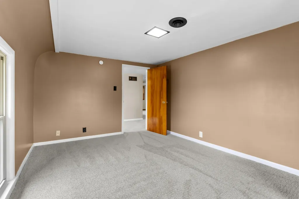 10518 Stadium Drive Texas Charter Township MI 49009