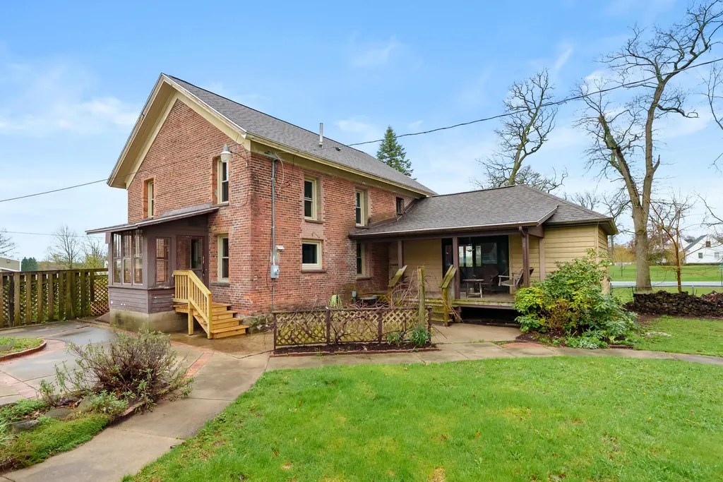 10518 Stadium Drive Texas Charter Township MI 49009