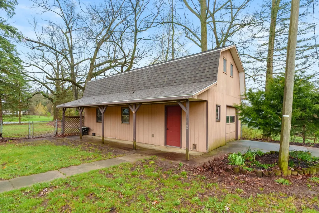 10518 Stadium Drive Texas Charter Township MI 49009