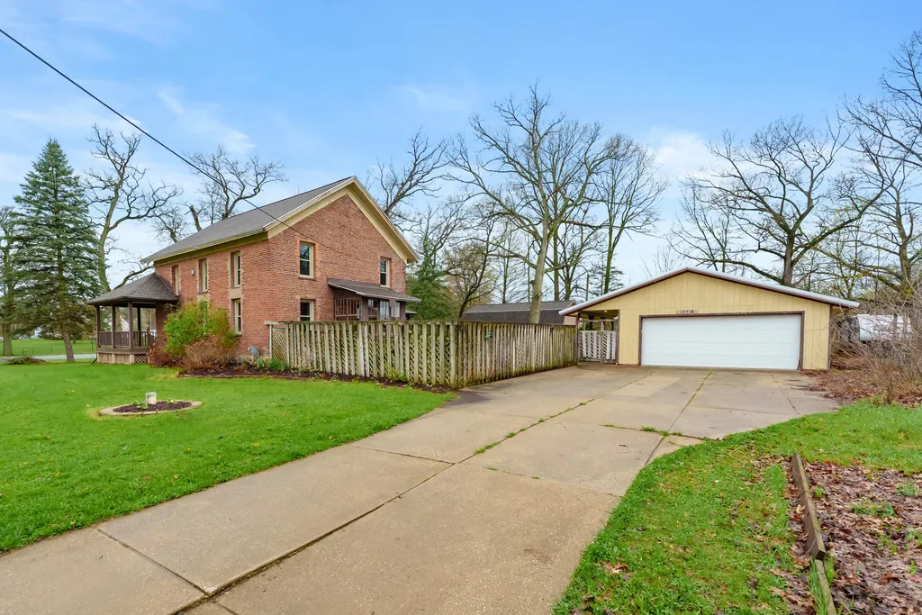 10518 Stadium Drive Texas Charter Township MI 49009