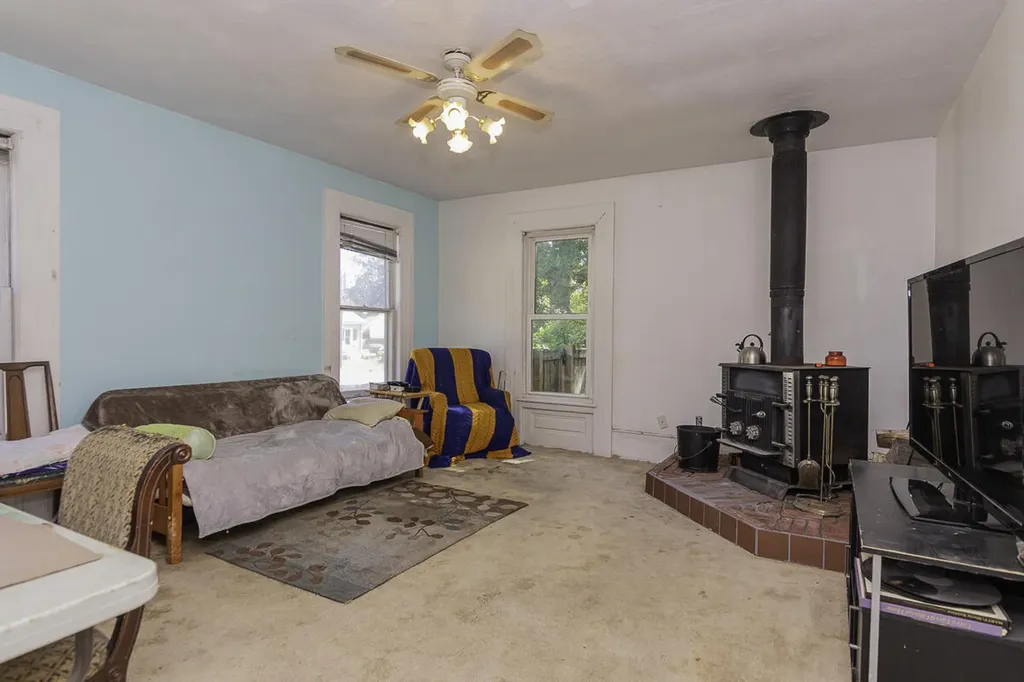 506 E 2nd Street Antwerp Township MI 49065