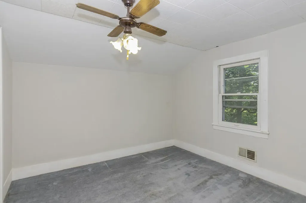 506 E 2nd Street Antwerp Township MI 49065