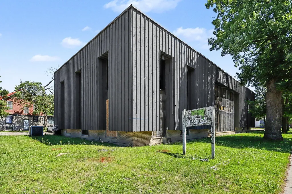1511 Portage Street Kalamazoo City MI 49001