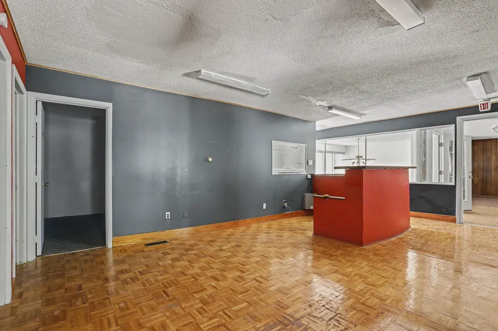 1511 Portage Street Kalamazoo City MI 49001